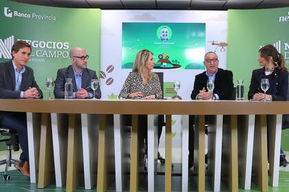 Federico Bert, Alejandro Repetto, Carla Quiroga (LA NACION), Claudio Dobniewski y Andrea Sordelli