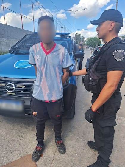 Federico Claudio Manetti, que se había fugado el domingo 31 de marzo de la Alcaldía 1 Quinquies, de San Telmo, fue recapturado en Riestra y Portela, Villa Soldati.