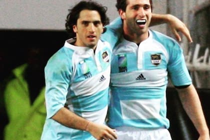 Federico con Agustín Pichot, otro de los firmantes