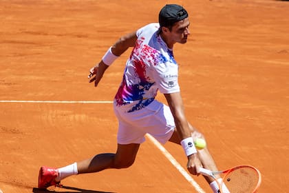 Federico Coria venció a Carreño Busta y jugará los cuartos de final del ATP de Lyon.
