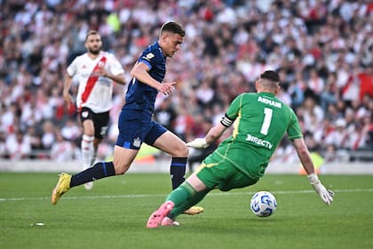 Federico Girotti ya sabe lo que es marcarle goles a River, el club en el que se formó