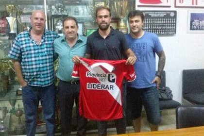 Federico Insúa volvió a su primer amor