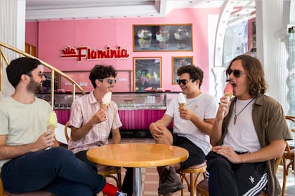 Federico Penzotti (Penzo), Cruz Hunkeler, Manuel Sotelo y Facundo Gandio, de las bandas 1915 y La Línea Azul