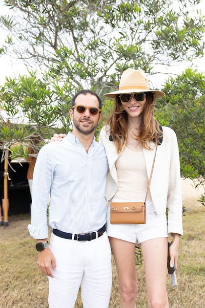 Federico Rabinovich y la modelo y galerista Dafne Cejas