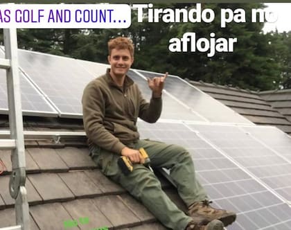 Federico trabaja como electricista y hace también todo tipo de trabajos de mantenimiento.