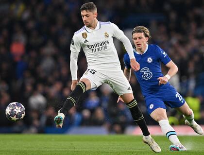 Federico Valverde y un pase con el exterior de su pie derecho: el uruguayo es otro de los integrantes del club de los mil millones