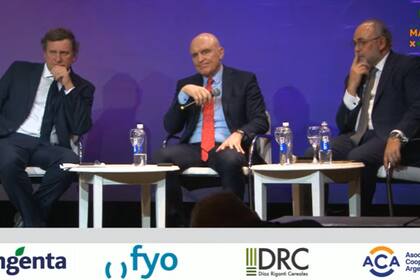 Federico Zerboni, presidente de Maizar; José Luis Espert, diputado nacional; y Marcelo Mc Grech, presidente del Congreso de Mairzar