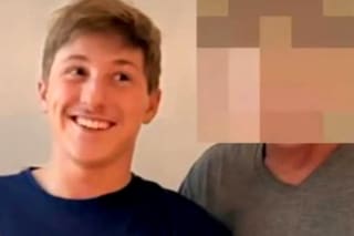 Buscan intensamente a un joven de 18 años que fue visto por última vez en su casa en Martínez