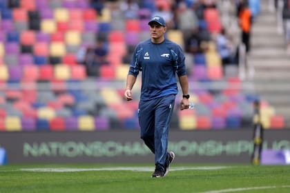 Felipe Contepomi repetirá una formación por primera vez en su ciclo