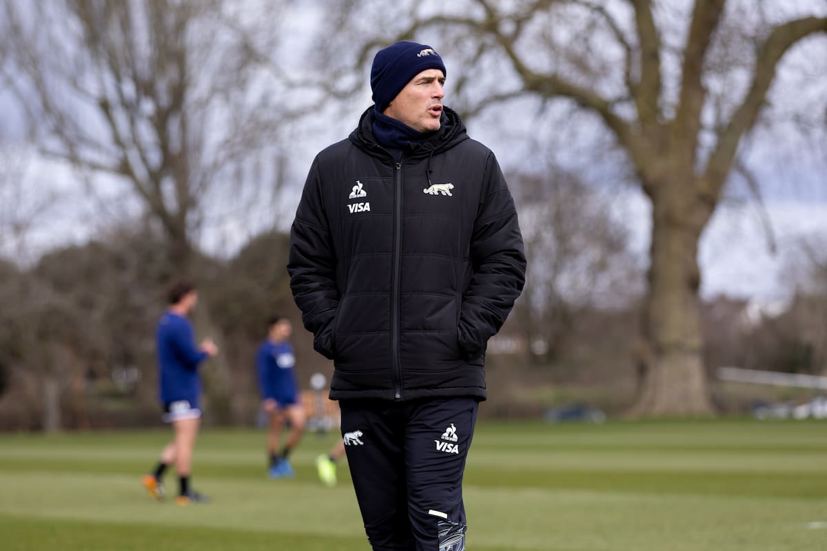 Felipe Contepomi se fija mucho en las formas y la disciplina que en el resultado en sí, pero no deja de lado el objetivo de los Pumas: "Me duele mucho más perder que lo que me gusta ganar”, advierte.