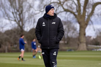 Felipe Contepomi se fija mucho en las formas y la disciplina que en el resultado en sí, pero no deja de lado el objetivo de los Pumas: "Me duele mucho más perder que lo que me gusta ganar”, advierte.