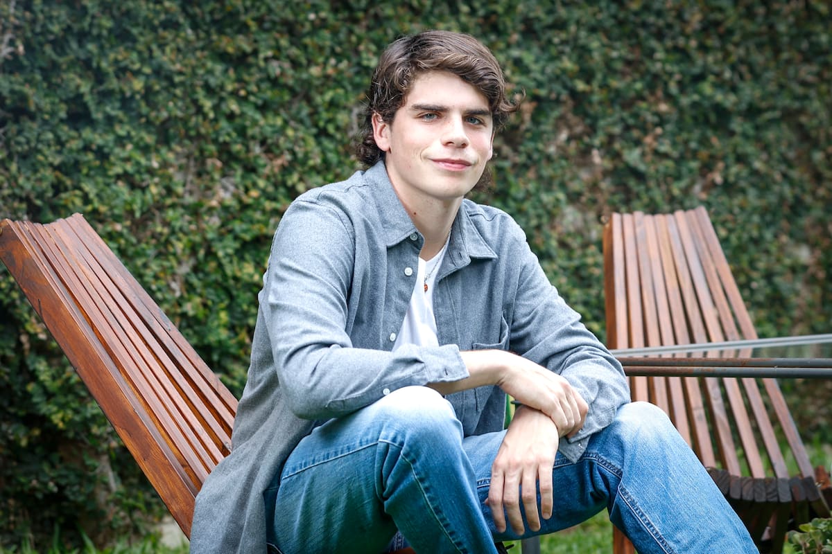 Felipe González Otaño, nieto del primer capitán de los Pumas, Aitor Otaño, es protagonista de La sociedad de la nieve; el rugby rodea su vida