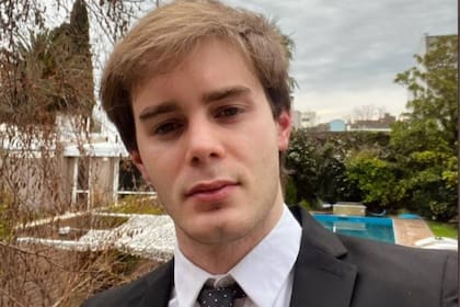 Felipe Rudollfo, economista de 25 años fue el autor del hilo sobre el dólar y el horóscopo que causó furor en Twitter