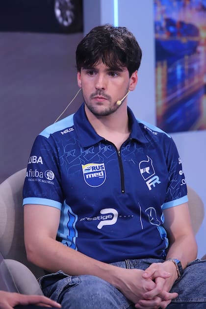 Felipe Seybold es estudiante de Ingeniería Mecánica e integrante FIUBA Racing Team