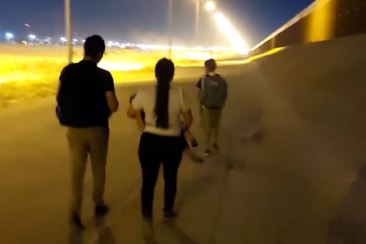 Felipe viajaba con su familia (en la foto) y su hermano menor