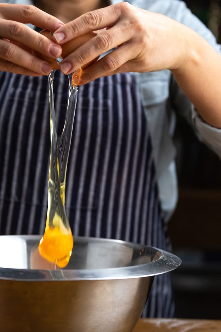 Incorporar huevos en el desayuno se ha vuelto tendencia aunque consumirlos a la noche también aportan beneficios