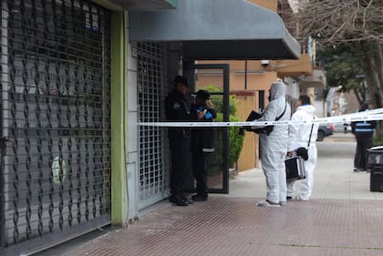 Femicidio en Villa Devoto. Un hombre mató a puñaladas a su mujer su casa en Pedro Morán al 5200 y Lope de Vega