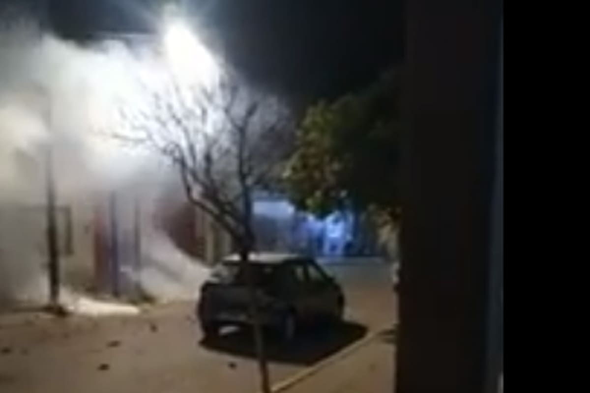 Femicidio y pueblada en Rojas: una joven fue asesinada a puñaladas y hubo movilización a la comisaría local
