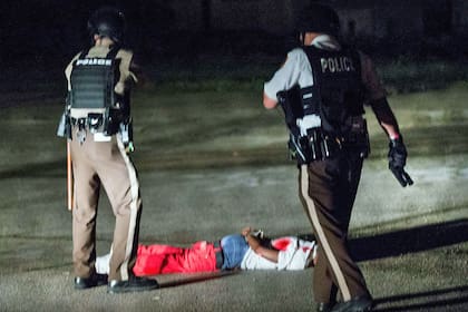 Un joven está grave tras las protestas en Ferguson