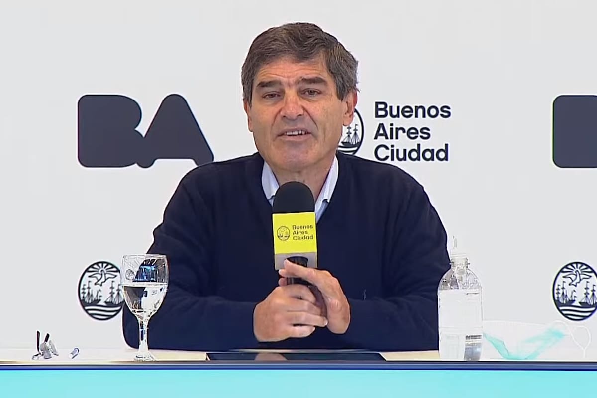 Fernán Quirós da el reporte de la situación epidemiológica en la ciudad de Buenos Aires