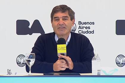 Fernán Quirós da el reporte de la situación epidemiológica en la ciudad de Buenos Aires