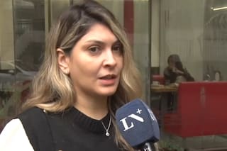 La abogada del padre de Agostina puso en duda que la chica haya escrito la carta encontrada