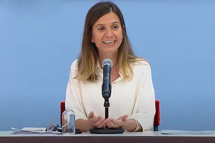 Fernanda Raverta, titular de Anses, firmó la resolución que establece que las partidas de este año para cajas no transferidas serán iguales a las del 2021.