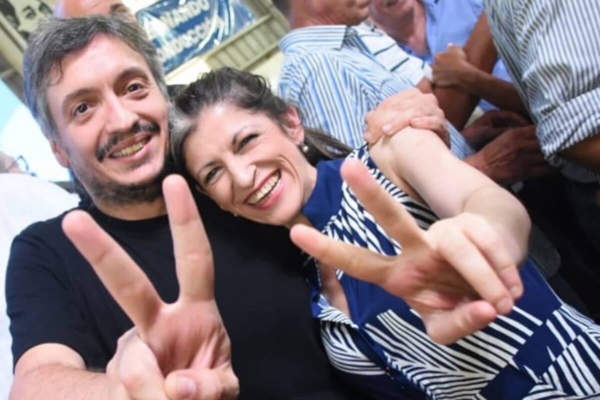 Fernanda Vallejos junto al diputado nacional Máximo Kirchner