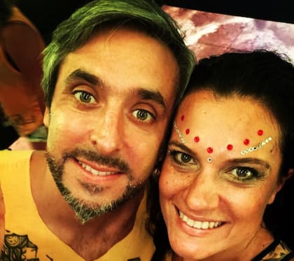 Fernanda y Juan Ignacio, su novio, que estuvo incondicionalmente durante todo el proceso de la enfermedad.