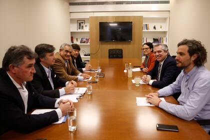 Fernández con la Mesa de Enlace en la reunión de hace tres semanas