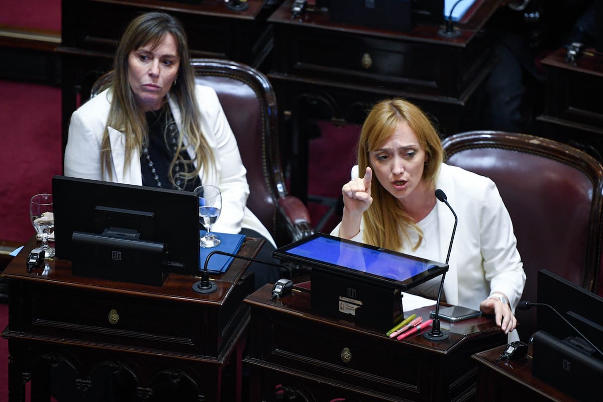 Fernández Sagasti salió a cruzar a Kicillof en la interna del PJ