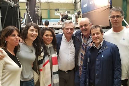 Fernández, Tomada y Recalde, en un acto del 25 de mayo en Ferro