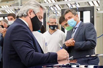 Fernández y Massa definen al sucesor en Transporte