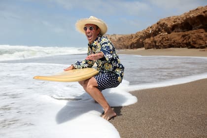 Fernando Aguerre, en la playa Luna Roja de Chapadmalal.