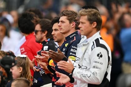Fernando Alonso, Checo Pérez, Max Verstappen y Brad Pitt: los pilotos de verdad y el de ficción