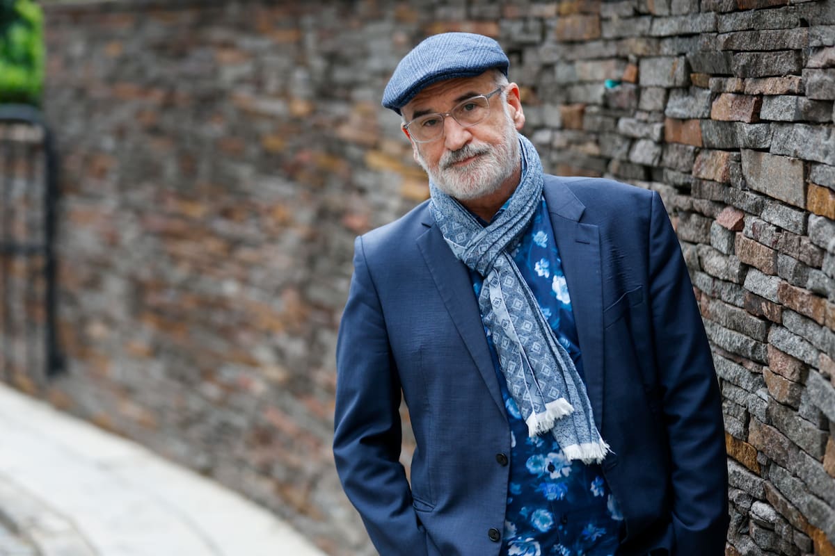 Fernando Aramburu presenta hoy en la Feria su libro "Hombre caído"