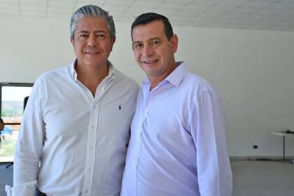 Fernando Banderet, el ganador de la intendencia de Añelo, donde está Vaca Muerta, con Rolando Figueroa, el próximo gobernador de Neuquén