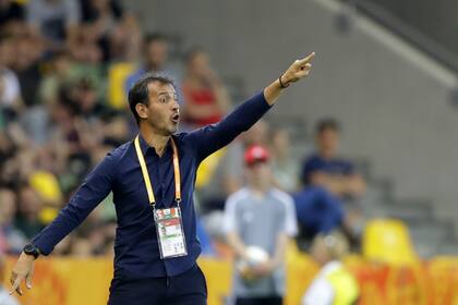 Fernando Batista terminó dolorosamente su tercera participación –en distintos papeles– en un mundial sub 20; "creo que no merecíamos irnos", opinó el entrenador argentiino.