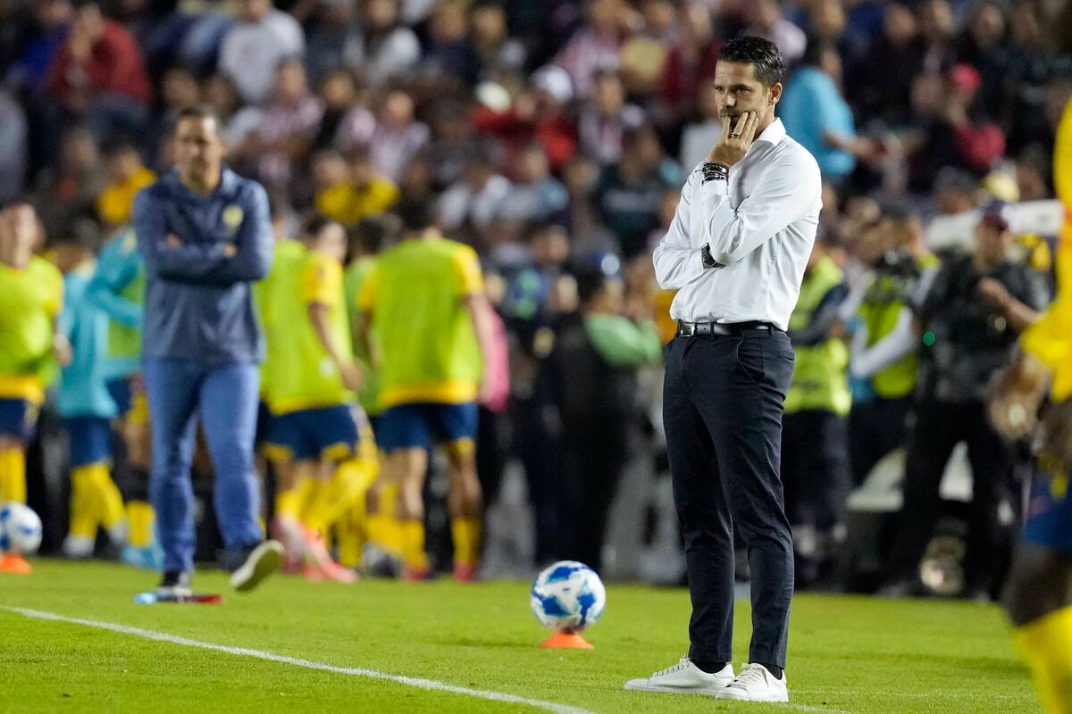 Fernando Gago será próximamente el director técnico de Boca, tras acordar su salida de Guadalajara.