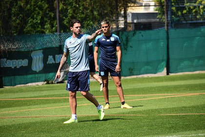 Fernando Gago todavía no le encuentra la vuelta a Racing: lleva un triunfo y tres traspiés.