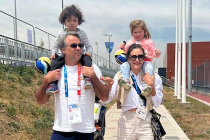 Fernando González, con Félix y Luciana Aymar, con Lupe: los González-Aymar disfrutan de los Juegos de Santiago 2023