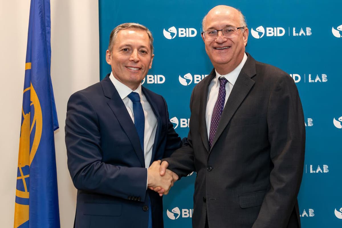 Fernando gray, intendente de Esteban Echevarría