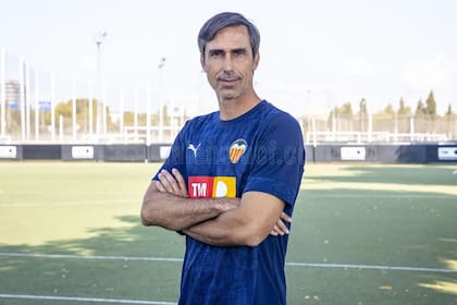 Fernando Martín era DT de la filial femenina de Valencia y había viajado con su familia a Indonesia