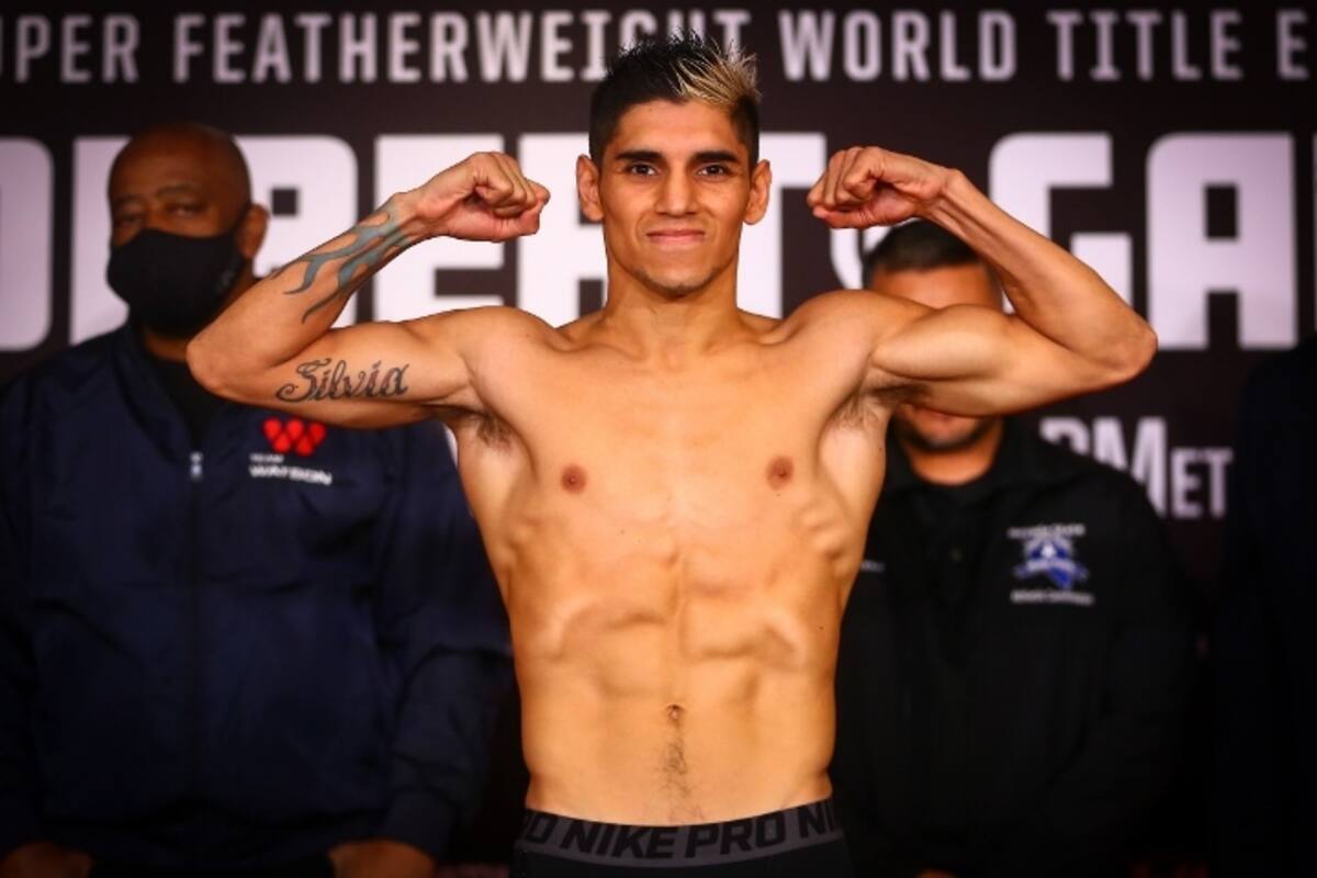 Fernando Martínez, poseedor de la corona Supermosca (FIB) ganada en modo brillante ante el filipino Jerwin Ancajas, el 26 de febrero último, en Las Vegas