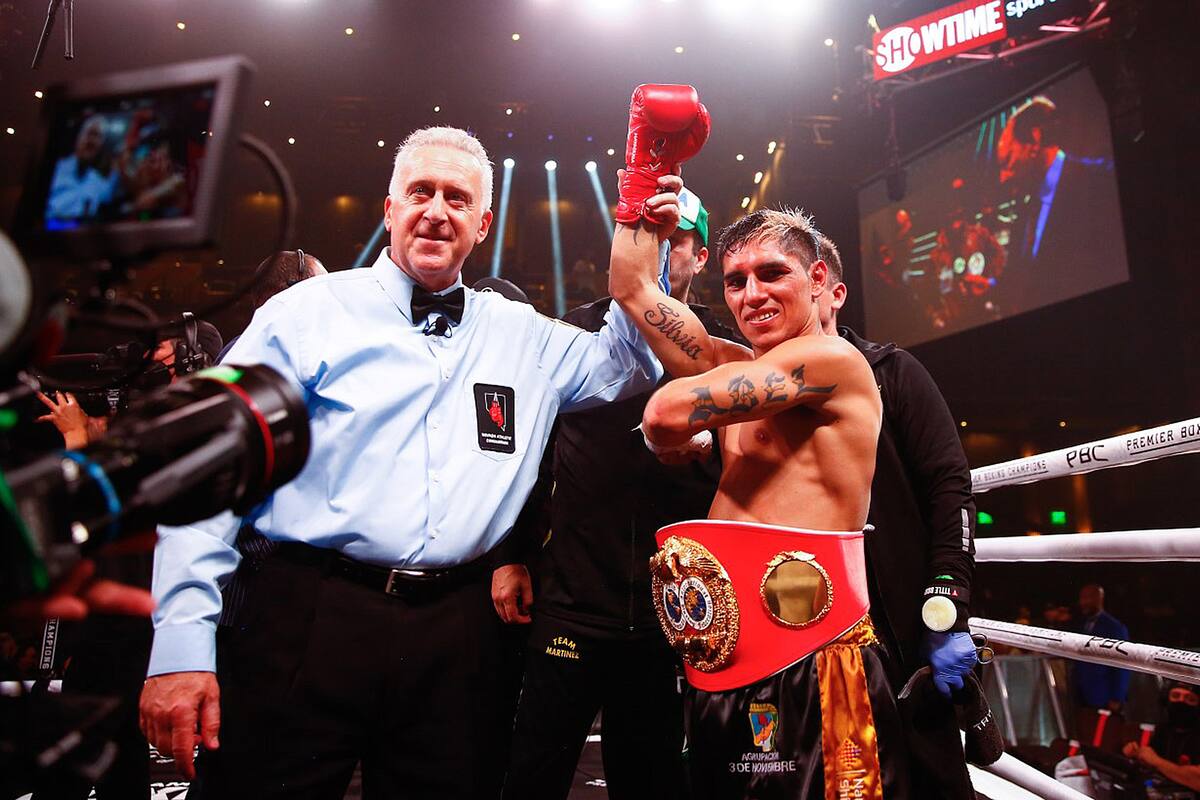 Fernando Martínez se quedó con la corona super mosca de la Federación Internacional (FIB) en Las Vegas ante el filipino Jerwin Ancajas