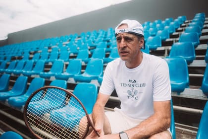 Fernando Meligeni, a los 53 años, con LA NACION en Río: es una referencia constante del tenis en Brasil, no olvida sus orígenes en la Argentina y su idolatría por Guillermo Vilas