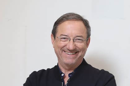 Fernando Moya: "Tenemos una cultura y una inclinación por lo artístico, lo teatral y lo musical. Hemos generado un montón de cosas y uno se basa en esta genera para hacer sus proyectos creativos. En la Argentina, encontrás talento y cosas nuevas"