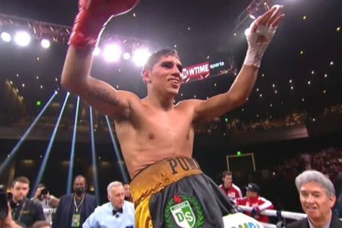 Fernando "Puma" Martínez derrotó al filipino Jerwin Ancajas y es campeón mundial de los supermoscas de la Federación Internacional de Boxeo.