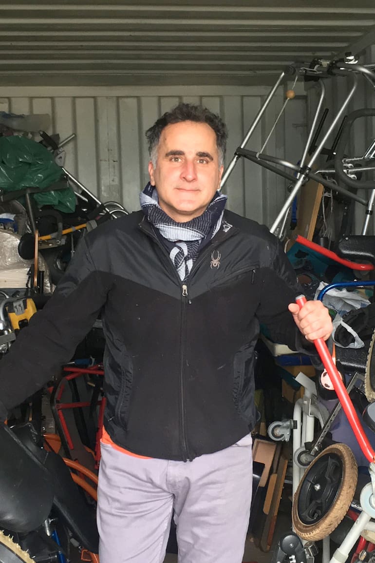 Fernando quería generar un cambio social; así fue que decidió fundar Uno X Uno, una fundación que dona sillas de ruedas a chicos con patologías en situación de vulnerabilidad.