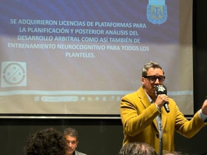 Fernando Rapallini, gerente técnico de árbitros, comunicó los cambios en cuanto al arbitraje